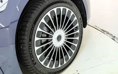 Audi Audi A8 в цвете и кузовом – это идеальный выбор среди китайских автомобилей. Доступная цена и надежность гарантированы.