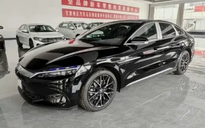 BYD BYD Song L DM-i в цвете и кузовом – это идеальный выбор среди китайских автомобилей. Доступная цена и надежность гарантированы.