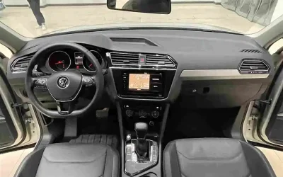 Audi Audi A8 в цвете и кузовом – это идеальный выбор среди китайских автомобилей. Доступная цена и надежность гарантированы.