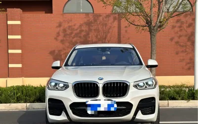 BMW BMW i3 в цвете и кузовом – это идеальный выбор среди китайских автомобилей. Доступная цена и надежность гарантированы.