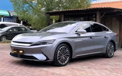 BYD BYD Seal 05 DM-i в цвете и кузовом – это идеальный выбор среди китайских автомобилей. Доступная цена и надежность гарантированы.