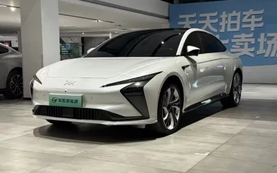 IM Motors IM LS6 в цвете и кузовом – это идеальный выбор среди китайских автомобилей. Доступная цена и надежность гарантированы.