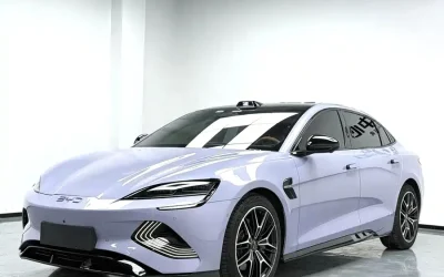 BYD BYD Seal 05 DM-i в цвете и кузовом – это идеальный выбор среди китайских автомобилей. Доступная цена и надежность гарантированы.