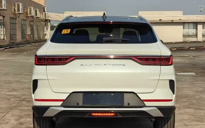 BYD BYD Song L DM-i в цвете и кузовом – это идеальный выбор среди китайских автомобилей. Доступная цена и надежность гарантированы.