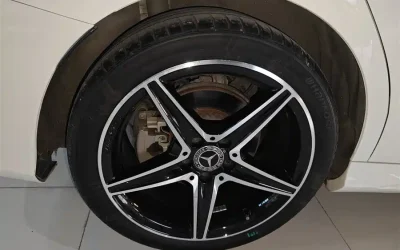 Mercedes-Benz Mercedes-Benz GLA в цвете и кузовом – это идеальный выбор среди китайских автомобилей. Доступная цена и надежность гарантированы.