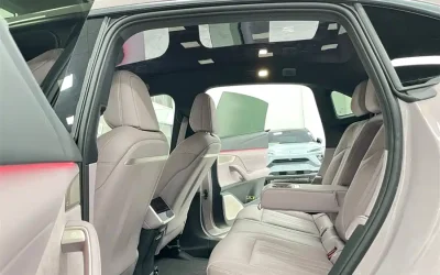 ONVO ONVO L90 в цвете и кузовом – это идеальный выбор среди китайских автомобилей. Доступная цена и надежность гарантированы.