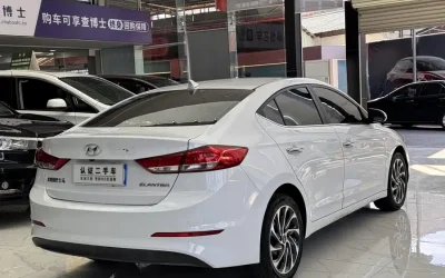 Hyundai Hyundai Lafesta в цвете и кузовом – это идеальный выбор среди китайских автомобилей. Доступная цена и надежность гарантированы.