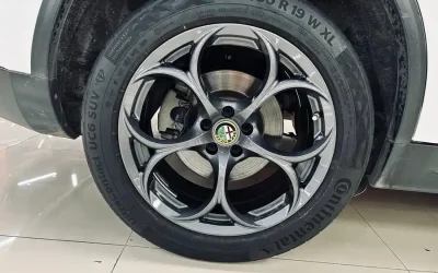 MINI MINI в цвете и кузовом – это идеальный выбор среди китайских автомобилей. Доступная цена и надежность гарантированы.