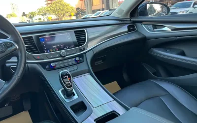 Audi Audi A8 в цвете и кузовом – это идеальный выбор среди китайских автомобилей. Доступная цена и надежность гарантированы.