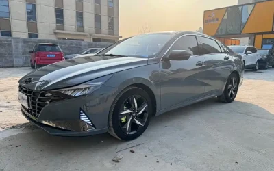 Hyundai Hyundai Elantra в цвете и кузовом – это идеальный выбор среди китайских автомобилей. Доступная цена и надежность гарантированы.