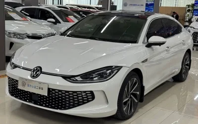 Volkswagen Volkswagen Golf в цвете и кузовом – это идеальный выбор среди китайских автомобилей. Доступная цена и надежность гарантированы.