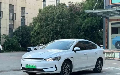 BYD BYD Song L DM-i в цвете и кузовом – это идеальный выбор среди китайских автомобилей. Доступная цена и надежность гарантированы.