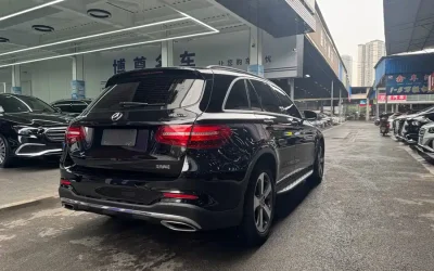 Mercedes-Benz Mercedes-Benz E-Class в цвете и кузовом – это идеальный выбор среди китайских автомобилей. Доступная цена и надежность гарантированы.
