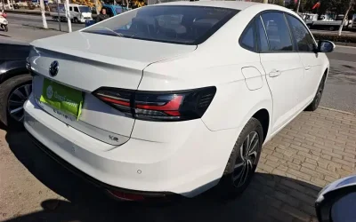 Volkswagen Volkswagen Lavida в цвете и кузовом – это идеальный выбор среди китайских автомобилей. Доступная цена и надежность гарантированы.