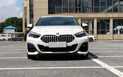 BMW BMW 3 Series в цвете и кузовом – это идеальный выбор среди китайских автомобилей. Доступная цена и надежность гарантированы.