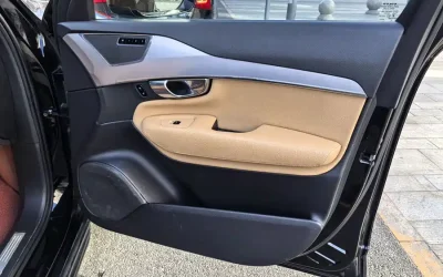 Volvo volvo XC40 recharge в цвете и кузовом – это идеальный выбор среди китайских автомобилей. Доступная цена и надежность гарантированы.