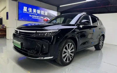 Audi Audi A8 в цвете и кузовом – это идеальный выбор среди китайских автомобилей. Доступная цена и надежность гарантированы.
