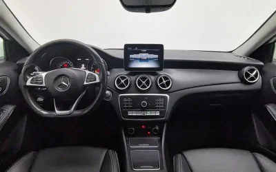 Mercedes-Benz Mercedes-Benz C-Class в цвете и кузовом – это идеальный выбор среди китайских автомобилей. Доступная цена и надежность гарантированы.