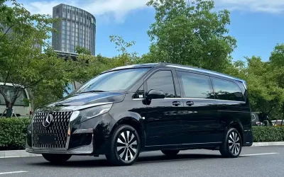 Mercedes-Benz Mercedes-Benz E-Class в цвете и кузовом – это идеальный выбор среди китайских автомобилей. Доступная цена и надежность гарантированы.