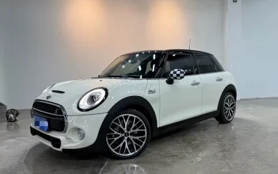 MINI MINI COUNTRYMAN в цвете и кузовом – это идеальный выбор среди китайских автомобилей. Доступная цена и надежность гарантированы.