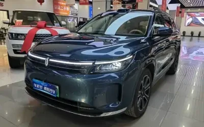 Audi Audi A8 в цвете и кузовом – это идеальный выбор среди китайских автомобилей. Доступная цена и надежность гарантированы.