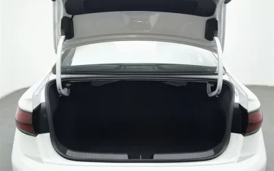 Volkswagen Volkswagen Passat в цвете и кузовом – это идеальный выбор среди китайских автомобилей. Доступная цена и надежность гарантированы.