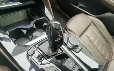 BMW BMW 3 Series в цвете и кузовом – это идеальный выбор среди китайских автомобилей. Доступная цена и надежность гарантированы.