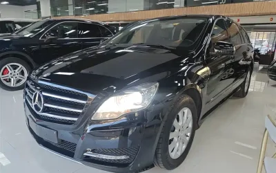 Mercedes-Benz Mercedes-Benz E-Class в цвете и кузовом – это идеальный выбор среди китайских автомобилей. Доступная цена и надежность гарантированы.