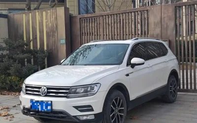 Volkswagen Volkswagen Lavida в цвете и кузовом – это идеальный выбор среди китайских автомобилей. Доступная цена и надежность гарантированы.