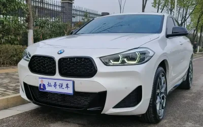 BMW BMW 3 Series в цвете и кузовом – это идеальный выбор среди китайских автомобилей. Доступная цена и надежность гарантированы.