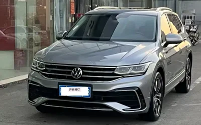 Volkswagen Volkswagen Sagitar в цвете и кузовом – это идеальный выбор среди китайских автомобилей. Доступная цена и надежность гарантированы.