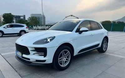 Porsche Porsche Cayenne в цвете и кузовом – это идеальный выбор среди китайских автомобилей. Доступная цена и надежность гарантированы.