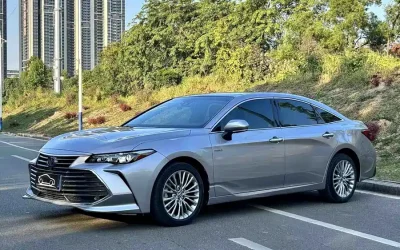 Toyota Toyota Corolla в цвете и кузовом – это идеальный выбор среди китайских автомобилей. Доступная цена и надежность гарантированы.