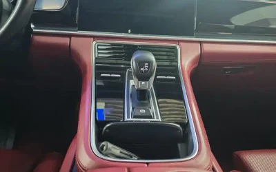 Porsche Porsche Cayenne в цвете и кузовом – это идеальный выбор среди китайских автомобилей. Доступная цена и надежность гарантированы.