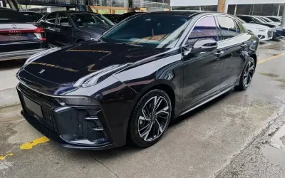 Lynk & Co Lynk & Co 02 в цвете и кузовом – это идеальный выбор среди китайских автомобилей. Доступная цена и надежность гарантированы.