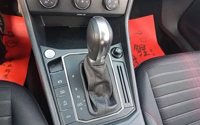 Volkswagen Volkswagen Lavida в цвете и кузовом – это идеальный выбор среди китайских автомобилей. Доступная цена и надежность гарантированы.