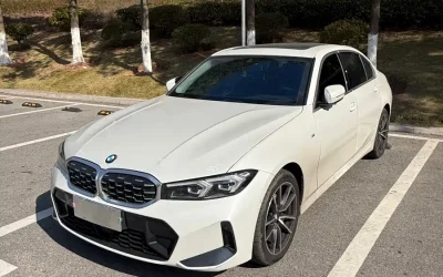 BMW BMW 3 Series в цвете и кузовом – это идеальный выбор среди китайских автомобилей. Доступная цена и надежность гарантированы.