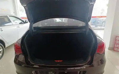 Audi Audi A8 в цвете и кузовом – это идеальный выбор среди китайских автомобилей. Доступная цена и надежность гарантированы.