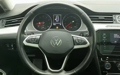 Volkswagen Volkswagen Passat в цвете и кузовом – это идеальный выбор среди китайских автомобилей. Доступная цена и надежность гарантированы.
