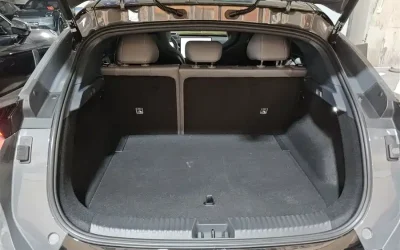 Lynk & Co Lynk & Co 02 в цвете и кузовом – это идеальный выбор среди китайских автомобилей. Доступная цена и надежность гарантированы.