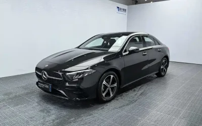 Mercedes-Benz Mercedes-Benz E-Class в цвете и кузовом – это идеальный выбор среди китайских автомобилей. Доступная цена и надежность гарантированы.