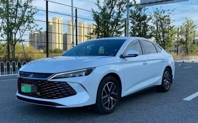 BYD BYD Seal 05 DM-i в цвете и кузовом – это идеальный выбор среди китайских автомобилей. Доступная цена и надежность гарантированы.
