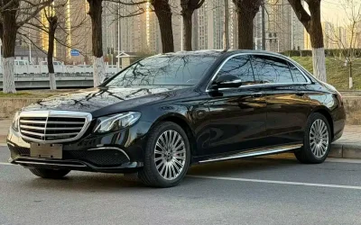 Mercedes-Benz Mercedes-Benz E-Class в цвете и кузовом – это идеальный выбор среди китайских автомобилей. Доступная цена и надежность гарантированы.