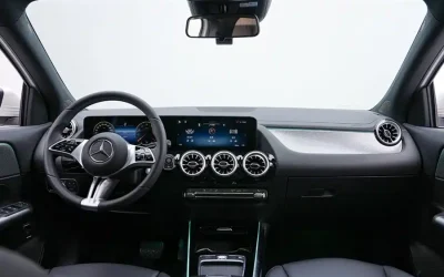 Mercedes-Benz Mercedes-Benz GLA в цвете и кузовом – это идеальный выбор среди китайских автомобилей. Доступная цена и надежность гарантированы.