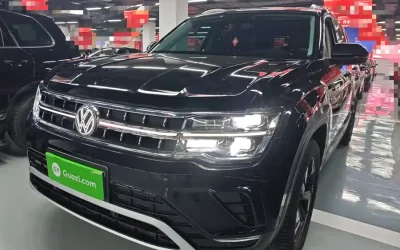 Volkswagen Volkswagen Lavida в цвете и кузовом – это идеальный выбор среди китайских автомобилей. Доступная цена и надежность гарантированы.