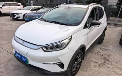 BYD BYD Song L DM-i в цвете и кузовом – это идеальный выбор среди китайских автомобилей. Доступная цена и надежность гарантированы.