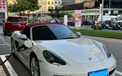 Porsche Porsche Cayenne в цвете и кузовом – это идеальный выбор среди китайских автомобилей. Доступная цена и надежность гарантированы.