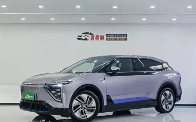 Audi Audi A8 в цвете и кузовом – это идеальный выбор среди китайских автомобилей. Доступная цена и надежность гарантированы.