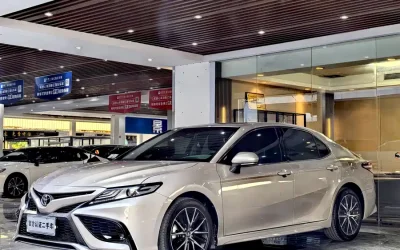 Toyota Toyota Corolla Cross в цвете и кузовом – это идеальный выбор среди китайских автомобилей. Доступная цена и надежность гарантированы.
