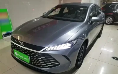 BYD BYD Song L DM-i в цвете и кузовом – это идеальный выбор среди китайских автомобилей. Доступная цена и надежность гарантированы.